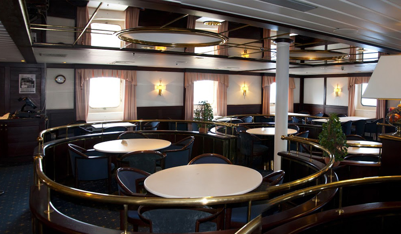 Passenger/Ro-Ro Euroferry Olympia Saloon Bar