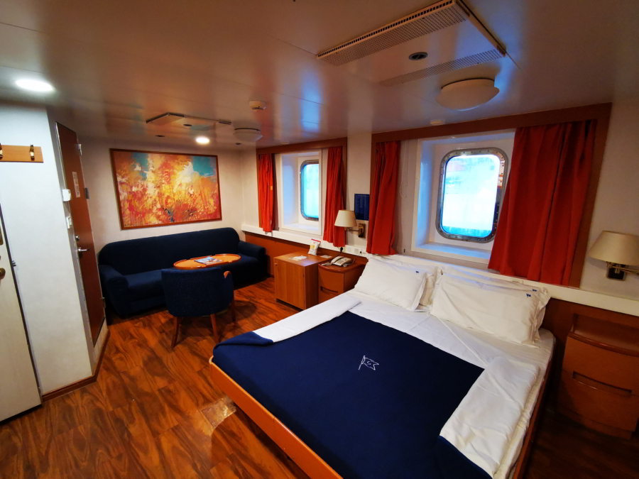 Passenger/Ro-Ro Zeus Palace Lux cabin
