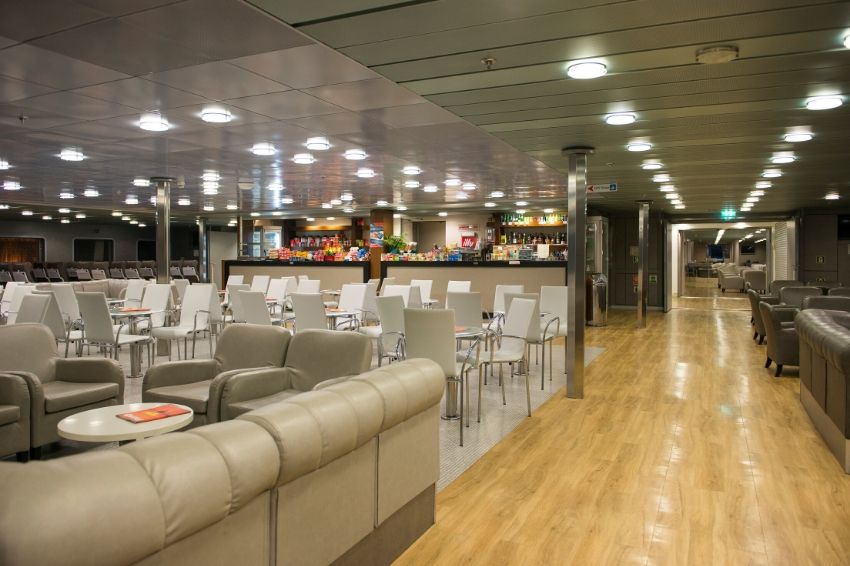 F/B Fast Ferries Andros Bar Economy Class