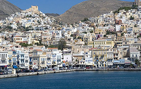 Pireo (Atene) - Syros - Mykonos - Paros - Naxos - Ios - Santorini (Thira) - Passenger / Car Ferry Catamaran High Speed Worldchampion Jet -SeaJets